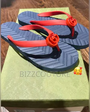 Original GUCCI Slippers Available in Store
