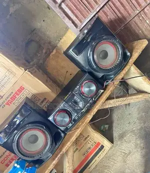 Lg Cl65 Xboom Hi-Fi System 950watt