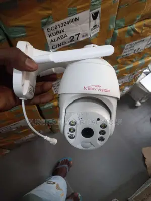 Solar Powered PTZ Camera 4mp