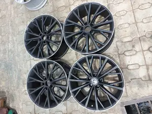 Mercedes Benz Rim19