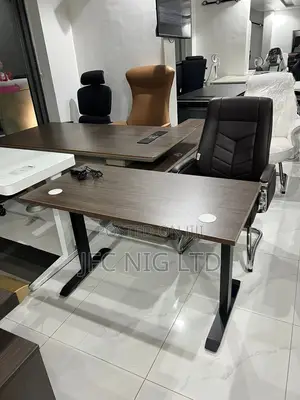 Wooden Top Electric Adjustable Table