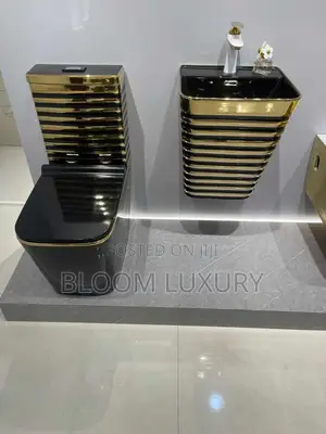 Executive Masters Water Closet