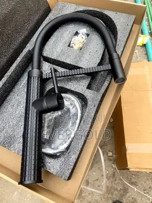 Luxury High Quality Hot And Cold Kitchen Tap With Warranty