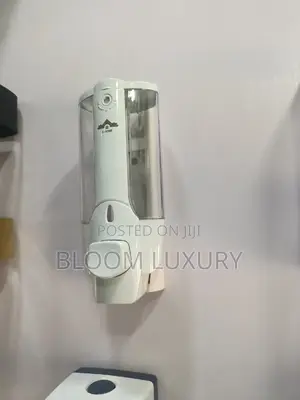 Manuel Soap Dispenser