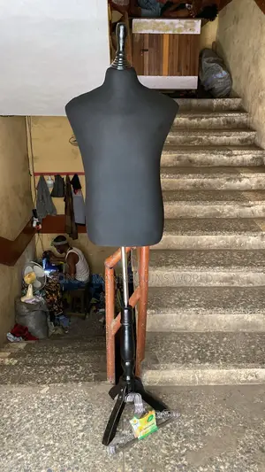 Black Body Male Dressform With Tripod Wooden Stand