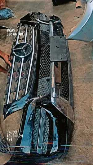 Front Bumper and Grill ML350 2014
