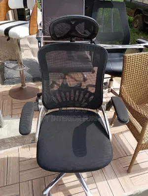 Mesh Swivel Movable Arms Office Chair