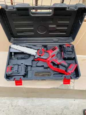 Battery Chain Saw
