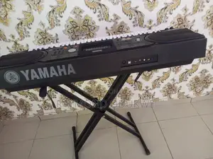 Touch Sensitivity/Split/Transpose Yamaha Keyboard Piano