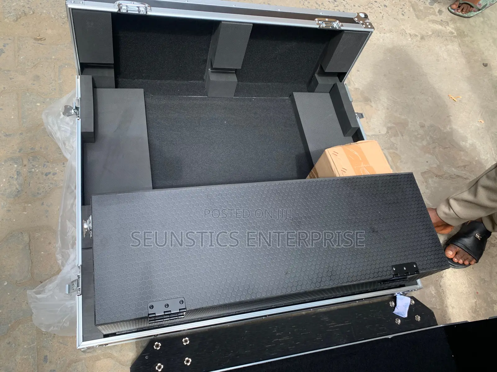 Quality Midas M32 Mixer Flight Case