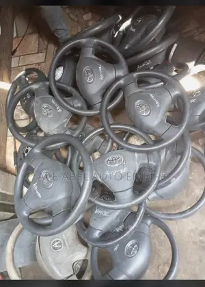 Steering Wheel and Airbag for Matrix and Corolla