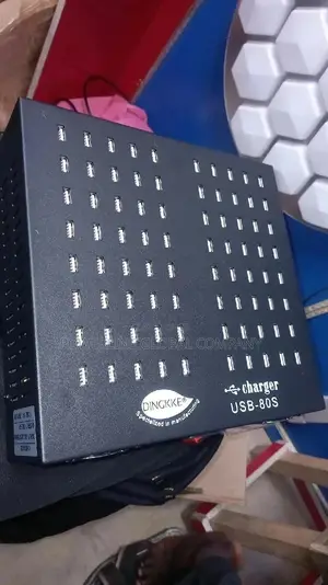80usb Fast Charger for Charging Business/ Offices/Companies