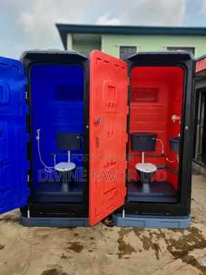 Mobile Toilet With Overhead Tank and Waste Holder