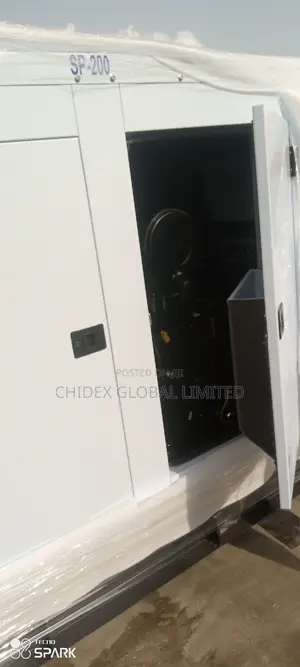 200kva Perkins Soundproof Diesel Generator 100% Copper