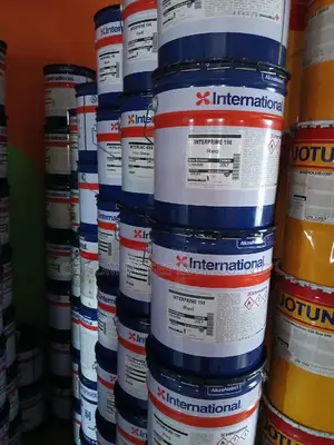 International Marine Paint (Interperime 198 Red)
