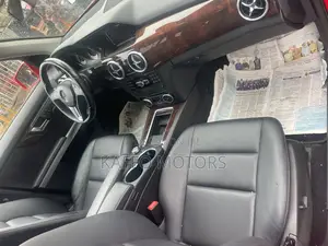 Mercedes-Benz GLK-Class 2015 Red
