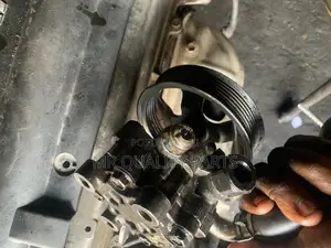 Power Steering Pump For Toyota Solar 2005,2004,2007 Model