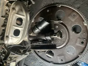 Power Steering Pump For Toyota Sienna 1998,2000,2002 Model