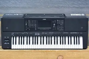Yamaha Musical Keyboard PSR SX700