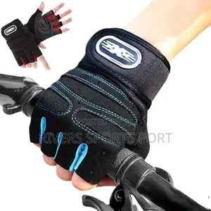 A Multipurpose Fitness Weight Lifting/Training Gloves M/L/Xl
