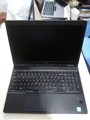 Laptop Dell Latitude E5570 12GB Intel Core I5 SSD 256GB