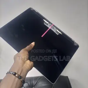 2018/2019 Macbook Pro 15inch Screen