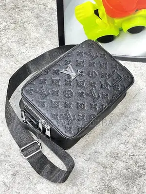 Louis Vuitton Shoulder Cross Bag Luxury