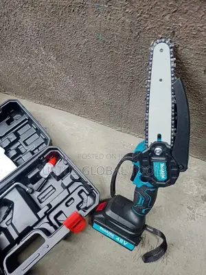 Battery Chainsaw Makita