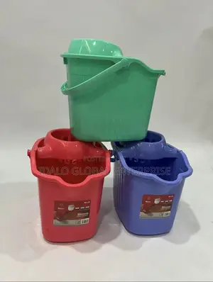 Plastic Mop Bucket