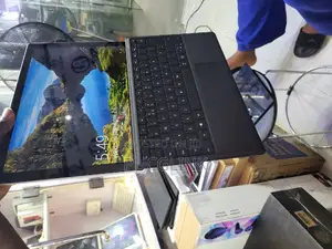 Laptop Microsoft Surface Pro 7+ 8GB Intel Core I5 SSD 256GB