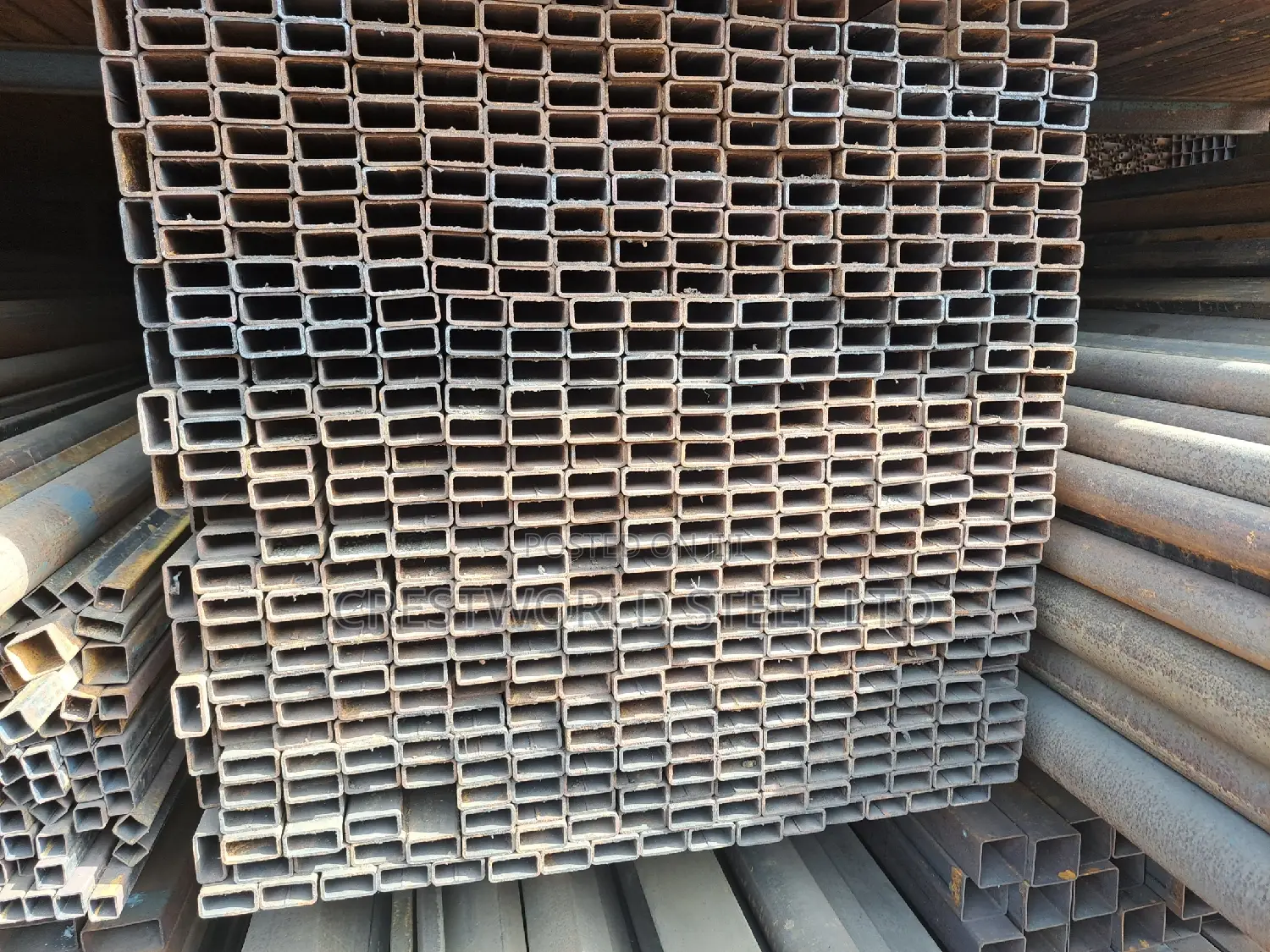 50x25x3mm Square Pipe