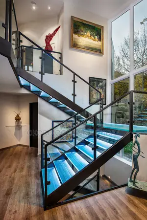 Glass Staircase With Gray