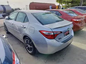 Toyota Corolla 2015 Silver
