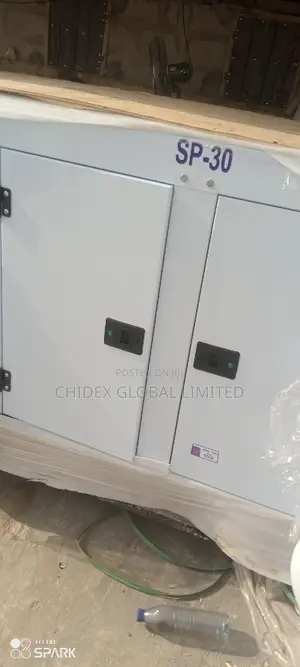30kva Perkins Soundproof Diesel Generator 100% Copper 100%