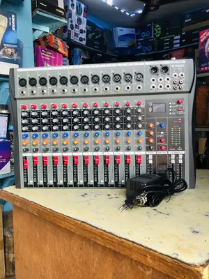 16channels Mixing Console