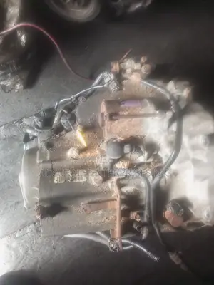 Old Model Civic Gearbox and Engine