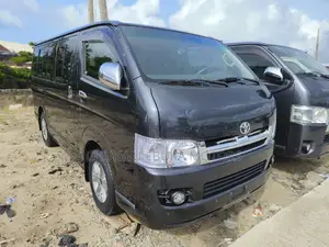 Toyota HiAce 2013 Grey