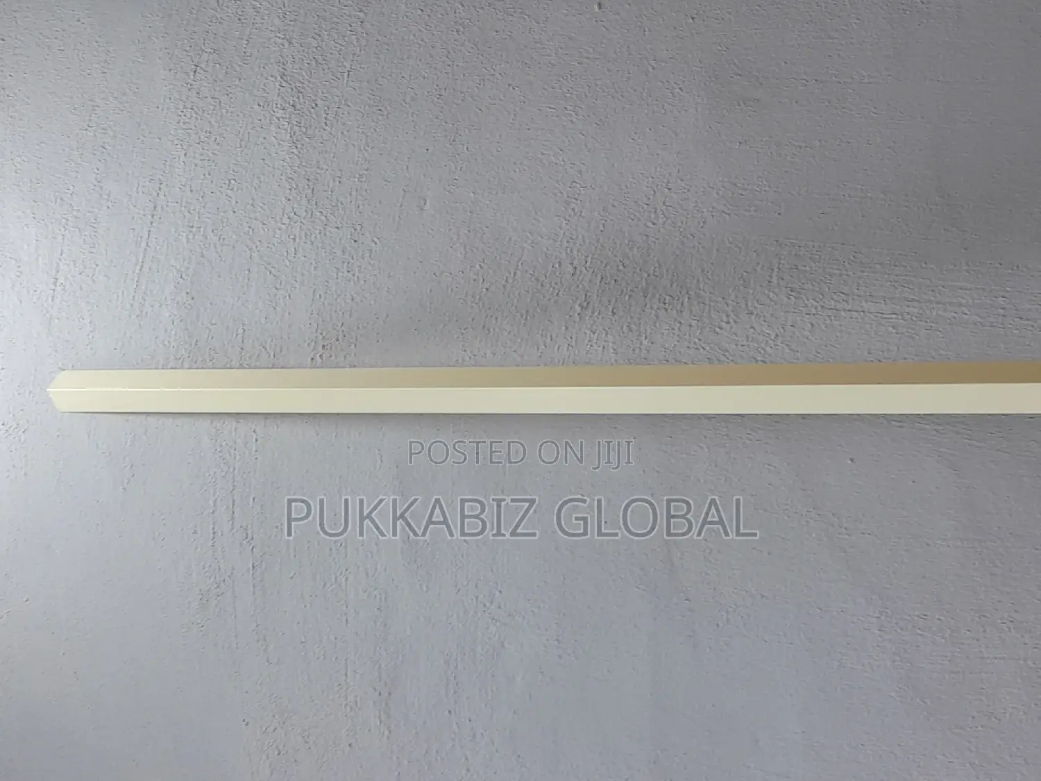 Angle Plastic Cream Profile Trim