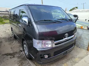 Toyota HiAce 2013 Grey
