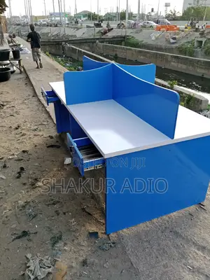 Quality Workstation by 4 People