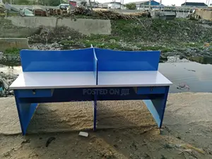 Quality Workstation by 4 People