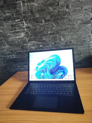 Laptop Microsoft Surface Laptop 5 16GB Intel Core I7 SSD 512GB