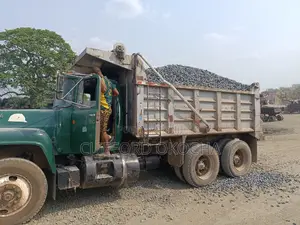 Chipping Granite Stone