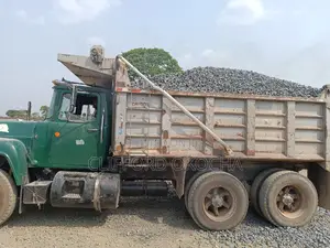 Chipping Granite Stone