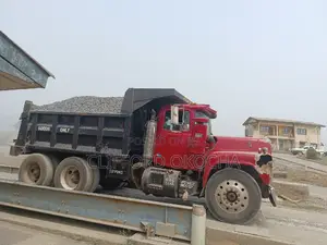 Chipping Granite Stone