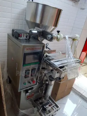 Groundnuts Packaging Machine