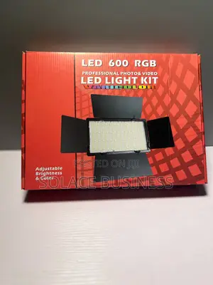 LED 800 White/Warm and RGB LED Light Kit - Varicolor