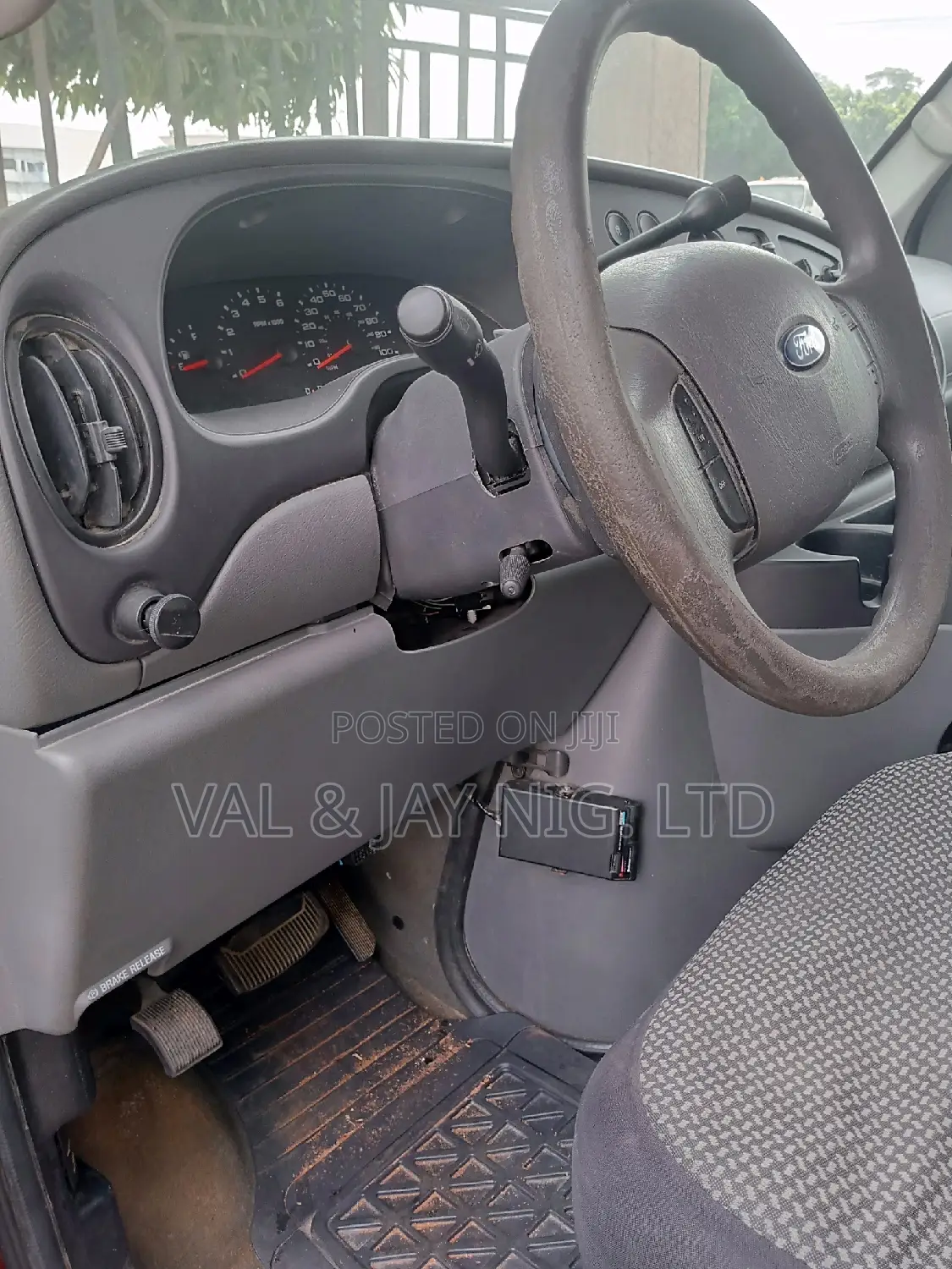 Ford Excursion 2006 Red
