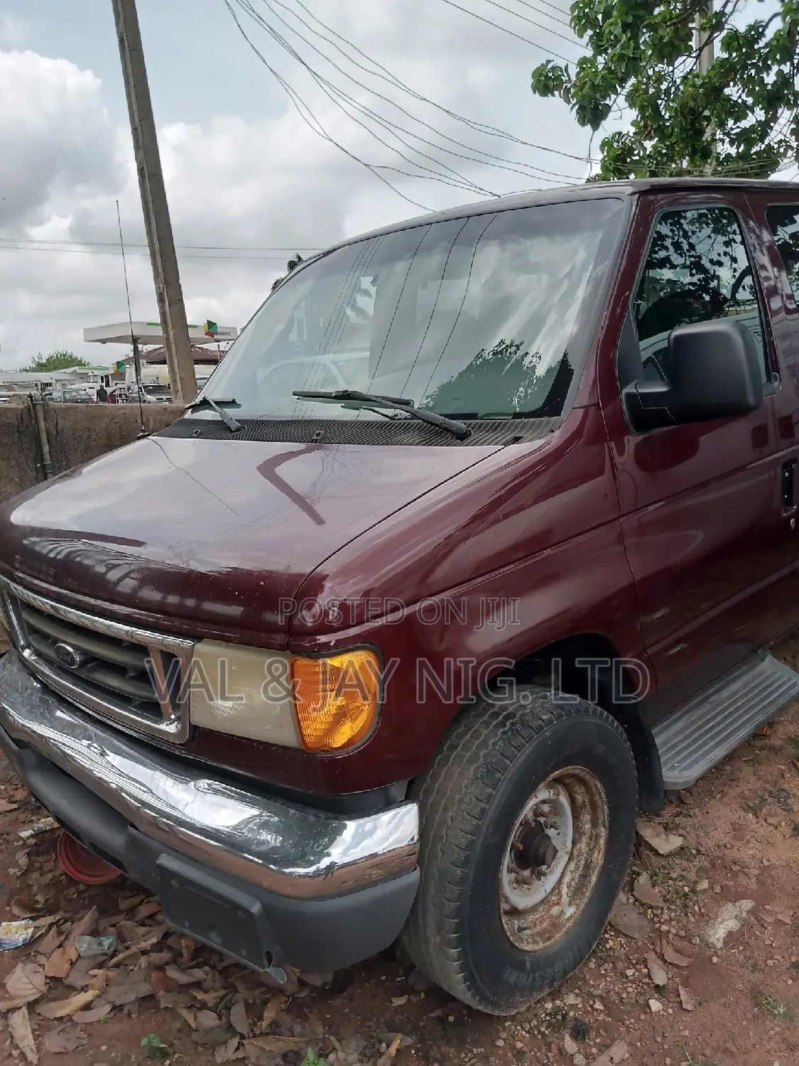 Ford Excursion 2006 Red