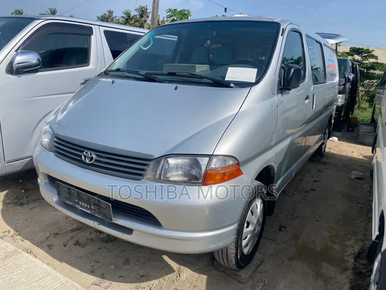 Toyota HiAce 2004 Silver